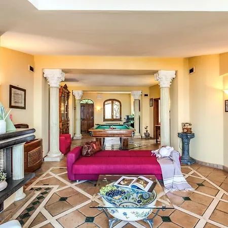 Heart And Soul Of Villa *